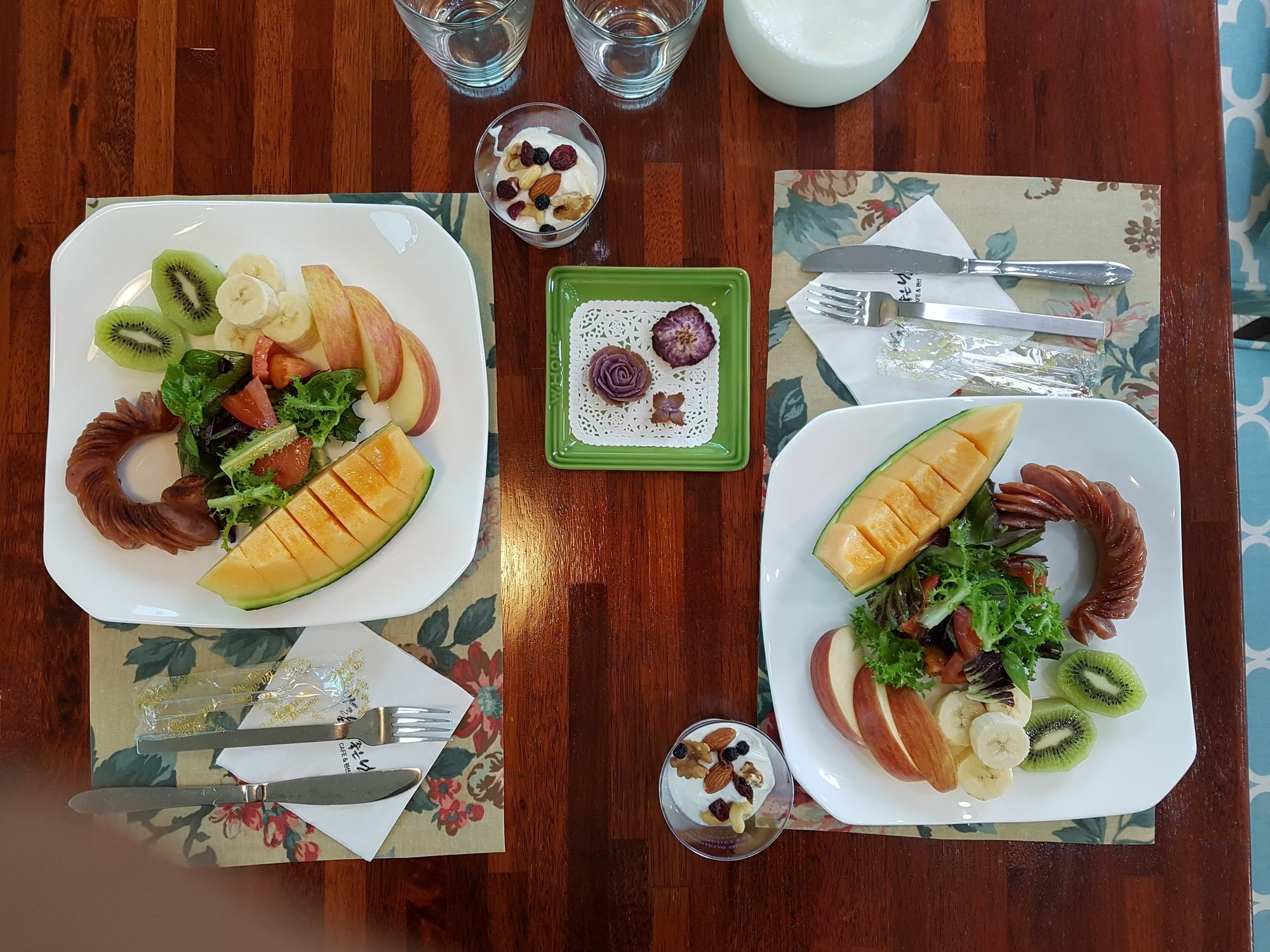 סאוגוויפו Wind Jeju Cafe & Pension מראה חיצוני תמונה