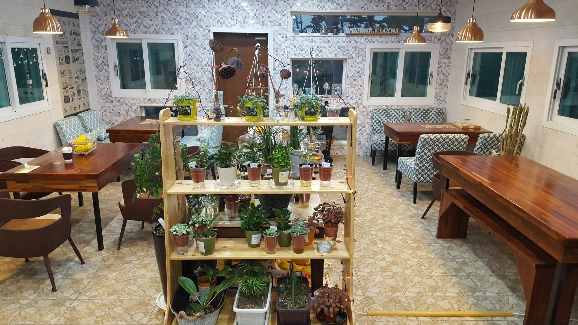 סאוגוויפו Wind Jeju Cafe & Pension מראה חיצוני תמונה